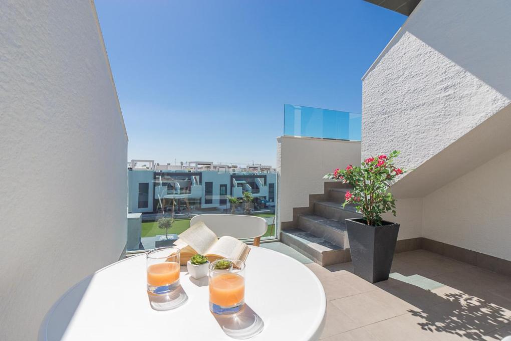 Calle Bullas Topfloor Lejlighed Torrevieja Exterior foto